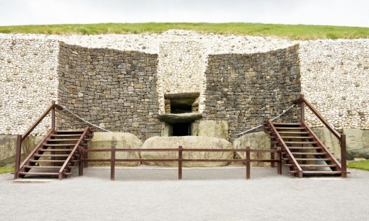 From Dublin: Newgrange and Hill of Tara day trip