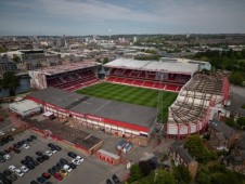 Nottingham Forest Museum und Stadiontour