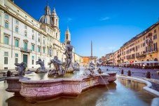 Private last minute tour of Rome's squares